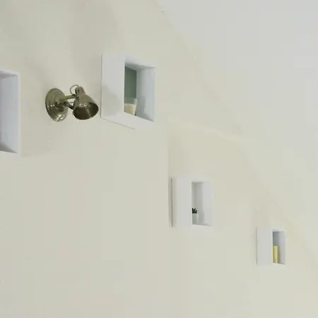 Apartment Ld - Location *